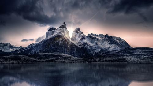 Восход солнца в горах обои HD