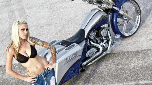 Обои Чоппер (мотоцикл) Hot Rod с красивой девушкой для стола