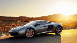 mclaren mp4 12c supercar Макларен серебристого цвета