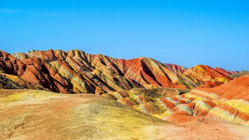 Высушенные холмы