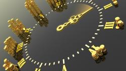 Золотые часы с монетами