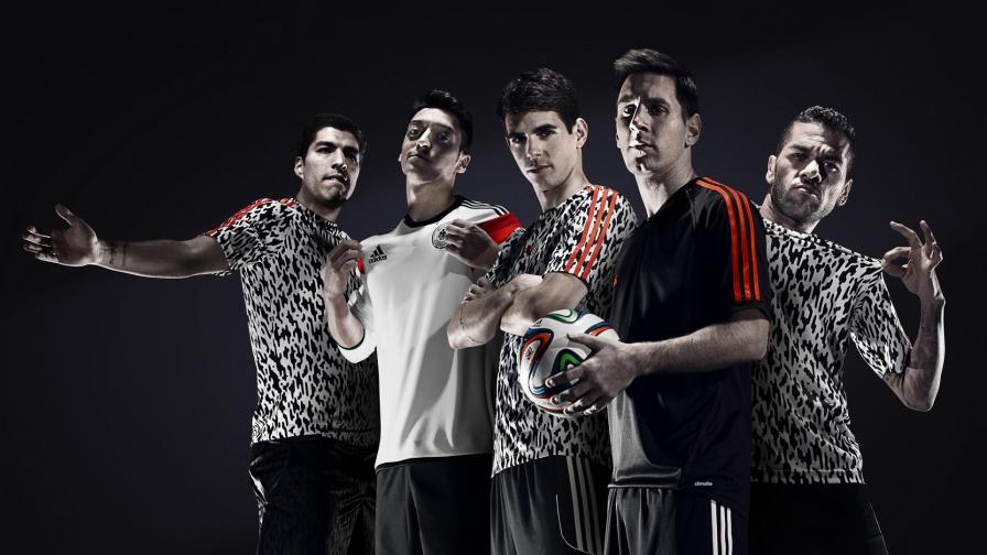 Лионель Месси, Месут Озил, Оскар, Алвес, Суарес в рекламе Адидас картинки