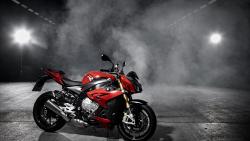 Мотоцикл 2014 BMW S1000R