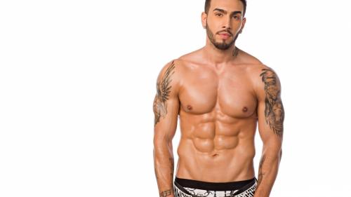 Накачанный паренёк обои