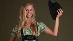 Улыбка девушки