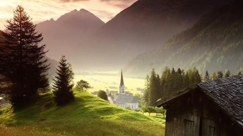 Церковь в деревне живописные леса на рабочий стол горный каньон обои