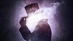 Человек без головы но в шляпе на фоне космоса