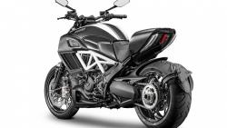 2015 Ducati Diavel Carbon мотоцикл