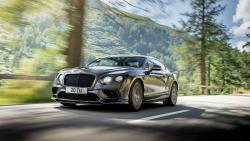 2018 Bentley Continental GT Supersports мчится на фоне леса обои