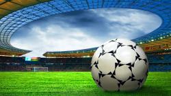2560x1600, Футбольный мяч на футбольном стадионе