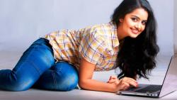 Anupama Parameswaran photos