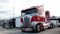KENWORTH K100 рабочий стол полу грузовик